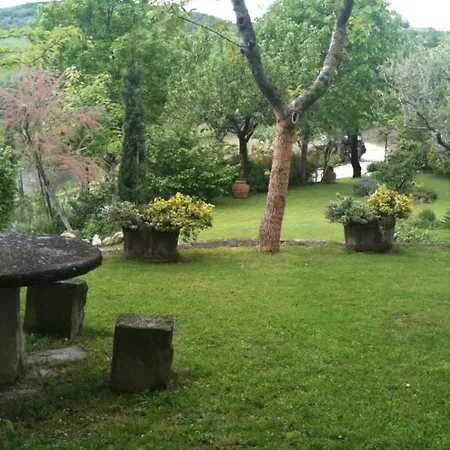 Casale Cascentino Dom wakacyjny Frontino